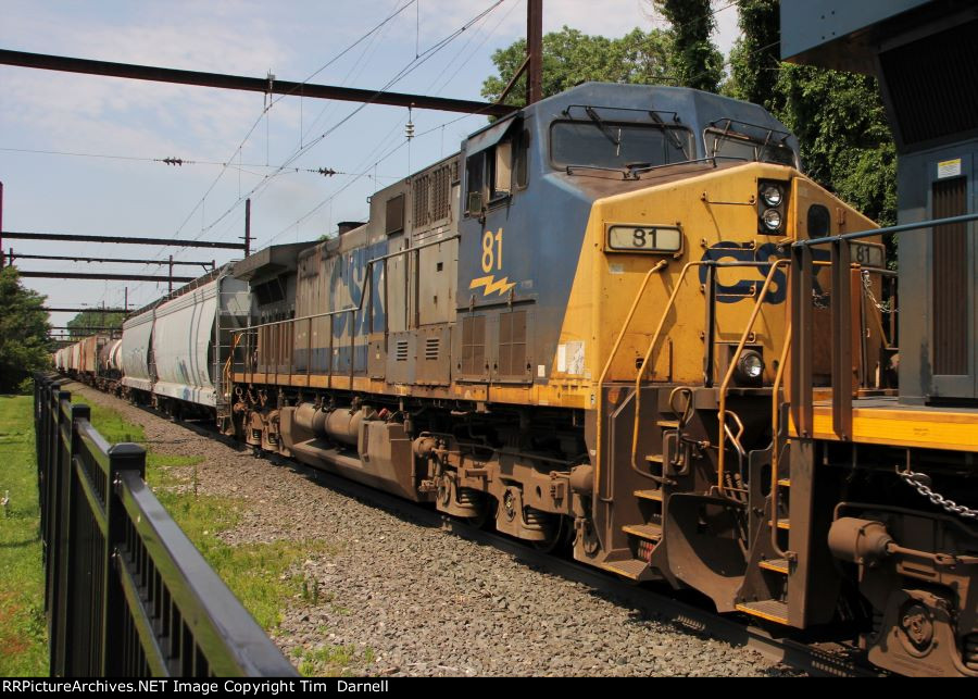 CSX 81 on Q410